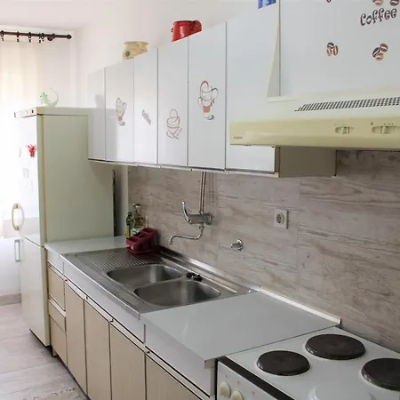 Apartamento Ground Floor With Terrace *