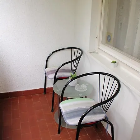 Ground Floor With Terrace Apartamento