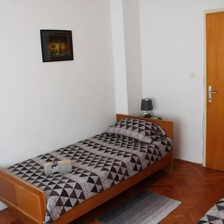 Ground Floor With Terrace * Poreč