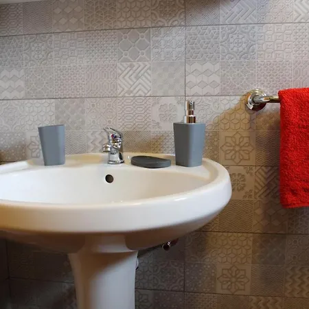 Apartamento Ground Floor With Terrace *